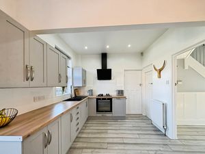 Photo 7- click for photo gallery